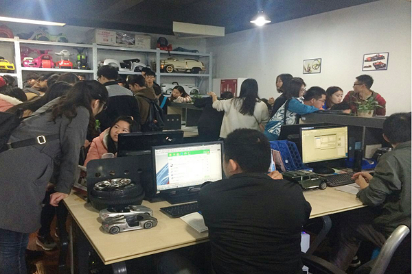 机械工程学院：师生赴上海进行生产实习