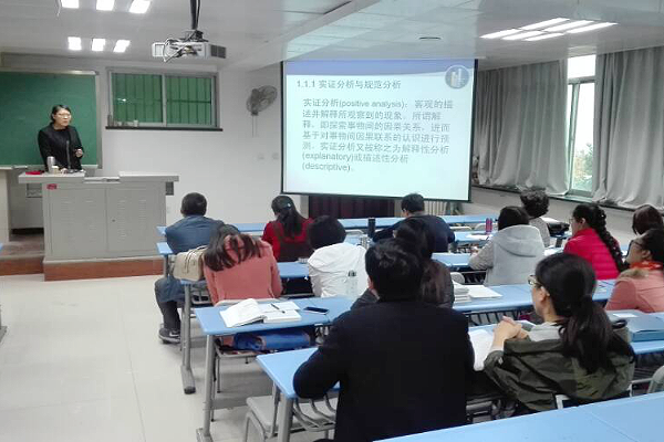 应用会计系：西北大学副教授潘颖来我校作报告